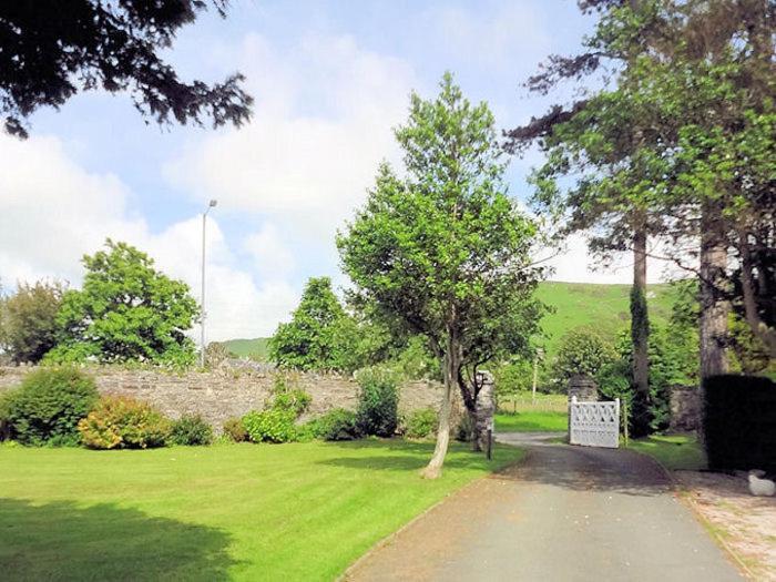 Leahurst Bed And Breakfast Tywyn Exterior photo