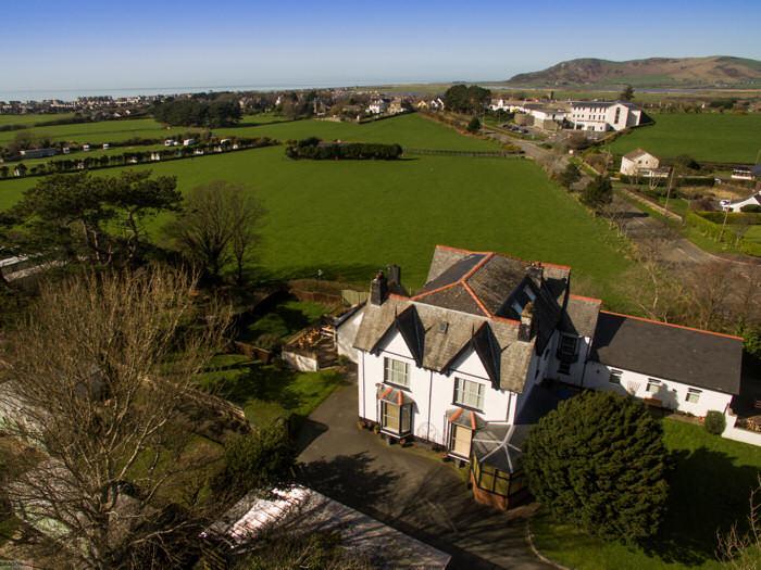 Leahurst Bed And Breakfast Tywyn Exterior photo